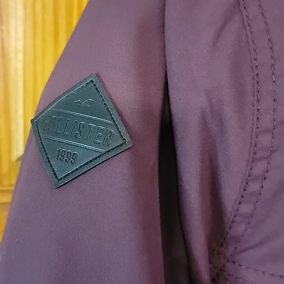 NWT Womens Hollister Winter Jacket - Picture 6 of 13